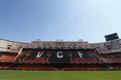 <p>Mestalla Stadium Tour</p>